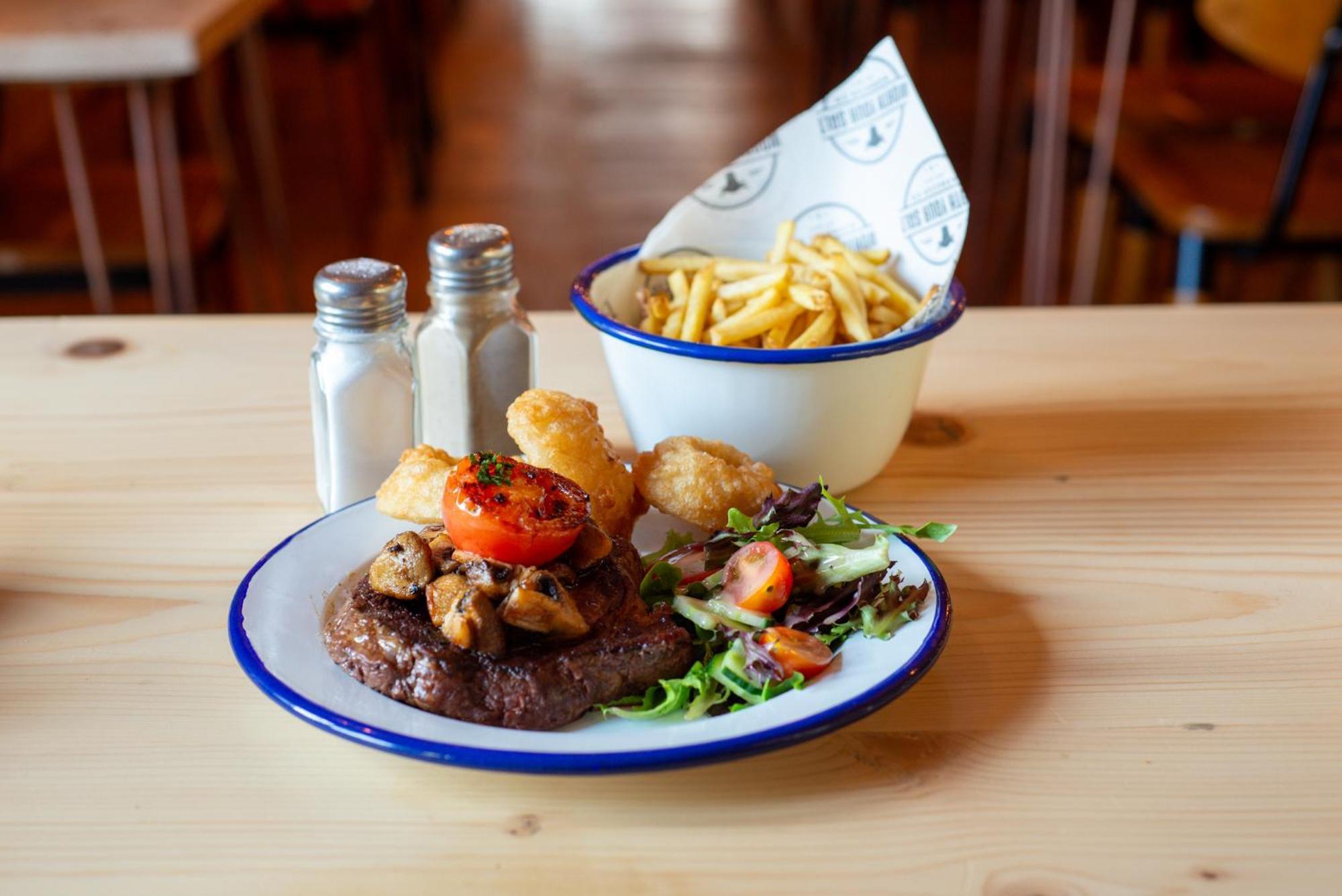 Hampton Hotel & Restaurant Llandrindod Wells Bagian luar foto